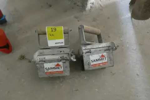 2 подъёмника для бордюрных и кромочных камней Probst