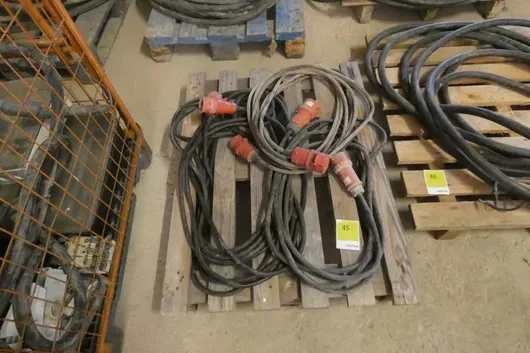 Lot of CEE power extension cables