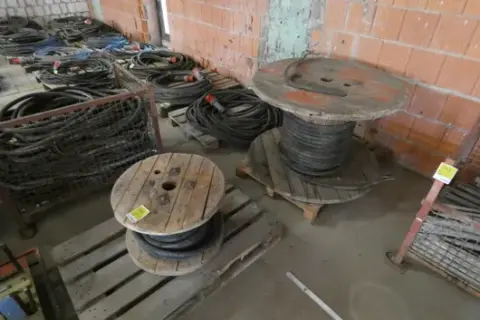 2x wooden cable drum