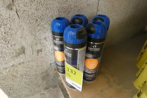 5x Soppec fluorescent construction markers