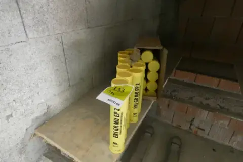 19x ENI GR MU EP 2 lubricating grease