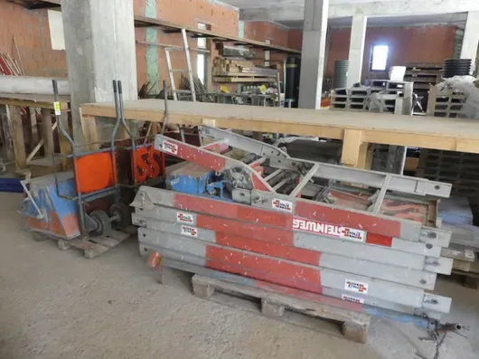 Scaffold hoist Steinweg Toplift