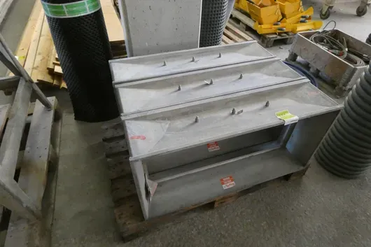 3 reveal frames for basement windows, Sypro