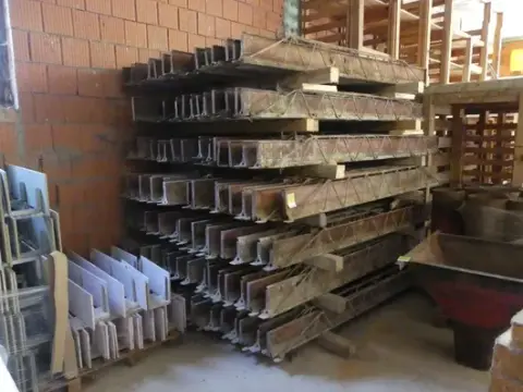 Lot of formwork supports