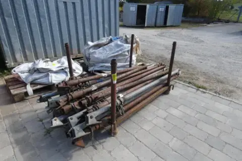 Soubor stavebních vzpěr