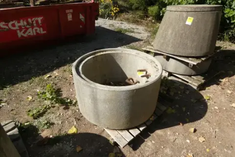 Betonový šachtový prstenec