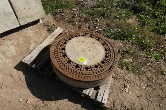 Couvercle de regard en béton