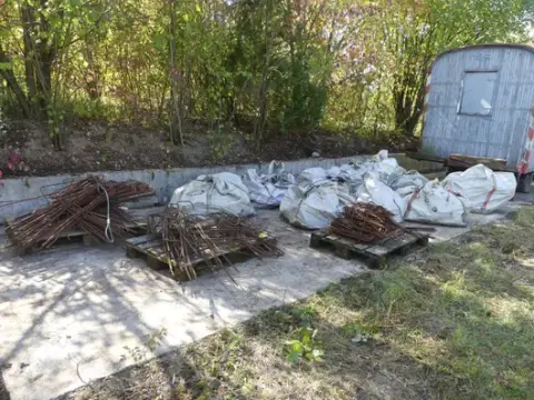 Partia Big Pack i palety z zawartością