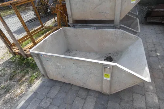 Steel skip, galvanised, with crane lugs