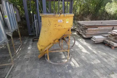 Benne à béton pour grue, avec vidange de fond à volant, jaune