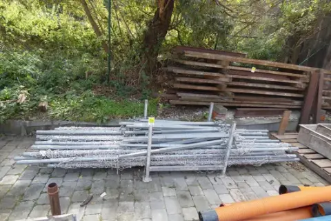 Střešní lešení, pozinkované