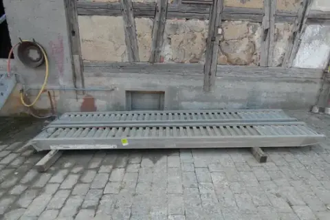 2 hliníkové nájezdové rampy