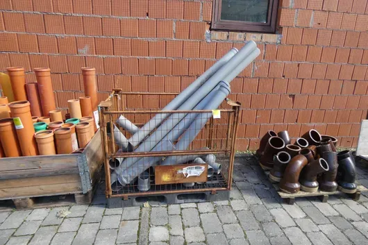 Gitterbox met HT-buizen en hulpstukken, grijs