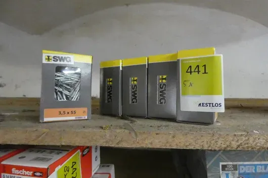 5 boxes SWG - boxes of nails