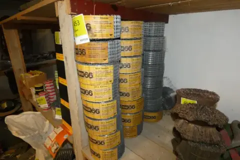 Mixed lot of rolls of construction mesh, hot-dip galvanised