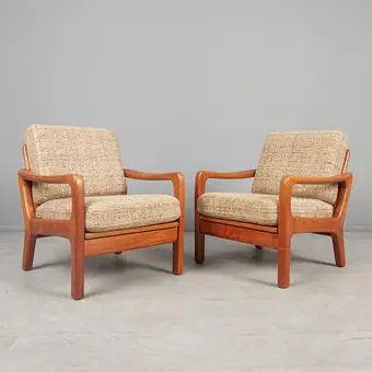 JUUL KRISTENSEN. Glostrup, paar fauteuils / lounge chairs, teak, wol, Denemarken, jaren 1960. (2).