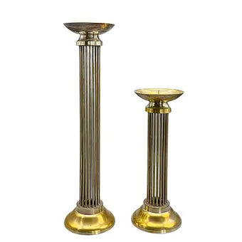 Paire de bougeoirs design.