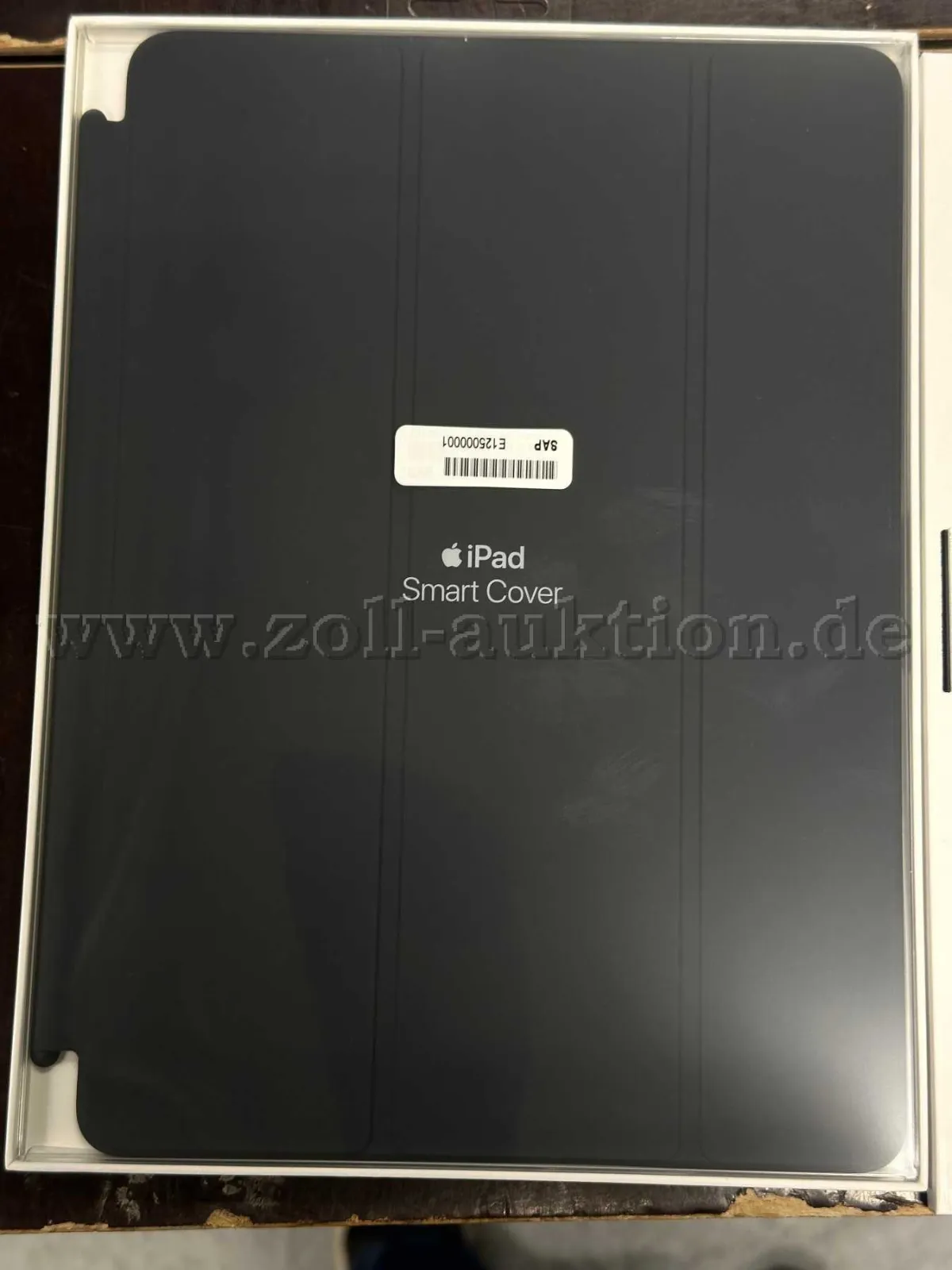38 Apple iPad Smart Cover Charcoal Gray (9.7-inch)