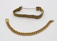 2 bracelets dorés, probablement doublé, L 19,5 cm
