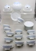 Polévková mísa, 2 omáčníky a 12 polévkových šálků s podšálky, Rosenthal studio-line, dekor Lotus, návrh Wiinblad, mísa v-20 cm, šálky v-6 cm