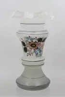 Vase en verre opalin, peinture à l'émail florale, env. H 26,5 cm