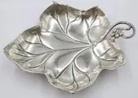 Blattschale, versilbert, gemarkt, H-4,5cm, 23 x 20cm