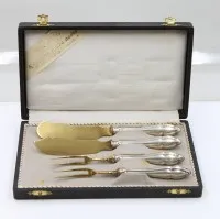 4-piece serving cutlery set, 800 silver handles, in box, approx. L 16.2 cm
