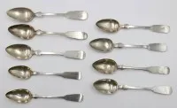 9x div. Kaffeelöffel, 12lötig und 800er Silber, älter, teilw. Ziermonogramm, Spatenform, zus. 132,2gr., Altersspuren