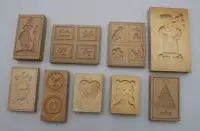 9 petits moules en bois, plus anciens, le plus grand env. 15 x 10,5 cm