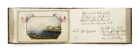 Livre d'or avec 29 inscriptions, 1 gravure coloriée, 1 aquarelle, 1 dessin à la plume aquarellé et 1 dessin au pinceau d'un ballon en noir…