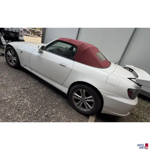 Vehicle Honda S2000 (AP)