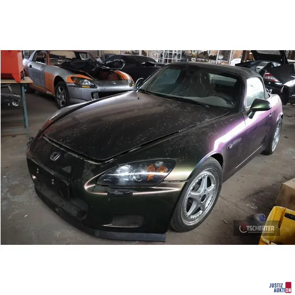 Vehicle Honda S2000 (AP)