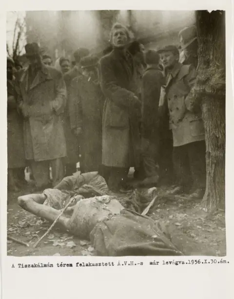Fotografie oběšeného během maďarské revoluce 1956