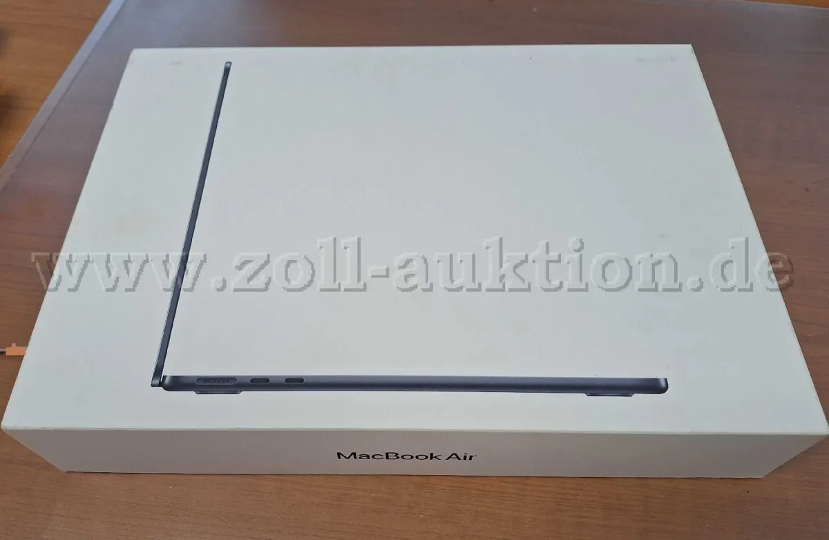1 Apple MacBook Air 13" avec puce M5 - 16 Go RAM - 512 Go