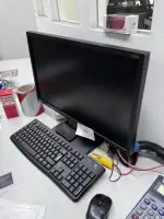 1 широкоэкранный TFT-монитор Samsung