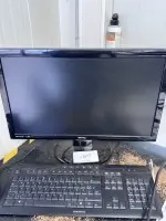 1 широкоэкранный TFT-монитор BenQ