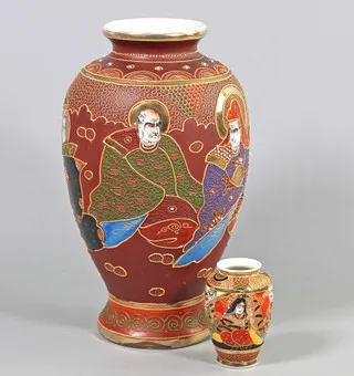2 vases japonais.