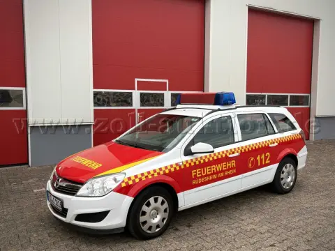 1 Opel Astra 1.7 CDTI Caravan DPF NAVI (Diesel)