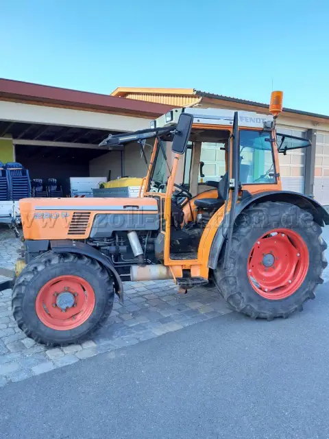 1 Fendt Zugmaschine / Ackerschlepper 280 P mit 1 Stück Räumschild