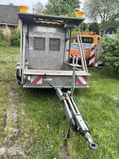 Jednonápravový přívěs pro zajištění bezpečnosti provozu Mersch AT 15 EAL