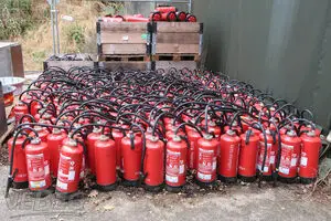 300 fire extinguishers DÖKA