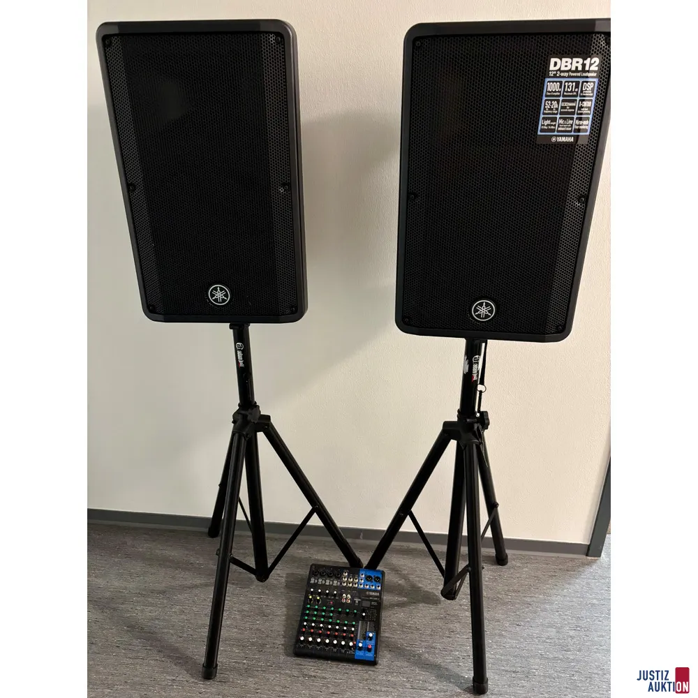 Table de mixage Yamaha / enceintes actives + pieds d'enceinte