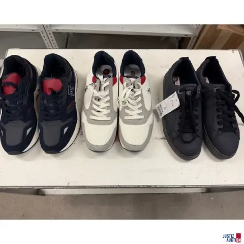3 pairs of shoes as new