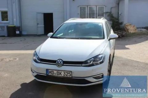 Voiture VW Golf VII 1.5 TSI Variant, première immatriculation 2019, 65 000 km