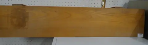 1 small shelf
