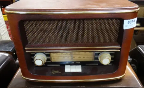 1 stare radio lampowe