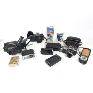 Partij camera's en accessoires