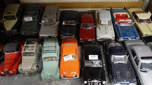 1 lot modelauto's