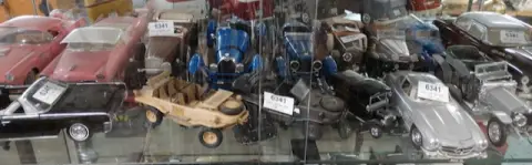 1 lot modelauto's