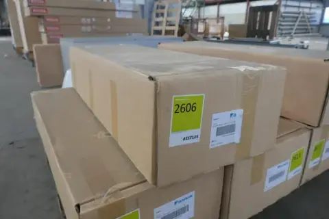 DAIKIN - Frame for Altherma 3 H HT outdoor unit, with rubber feet